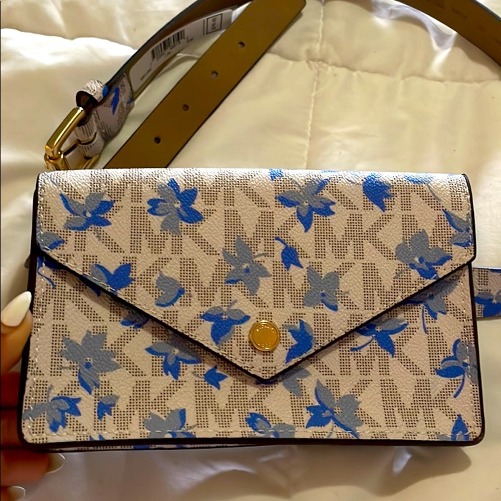 MIchael Kors belt bag
